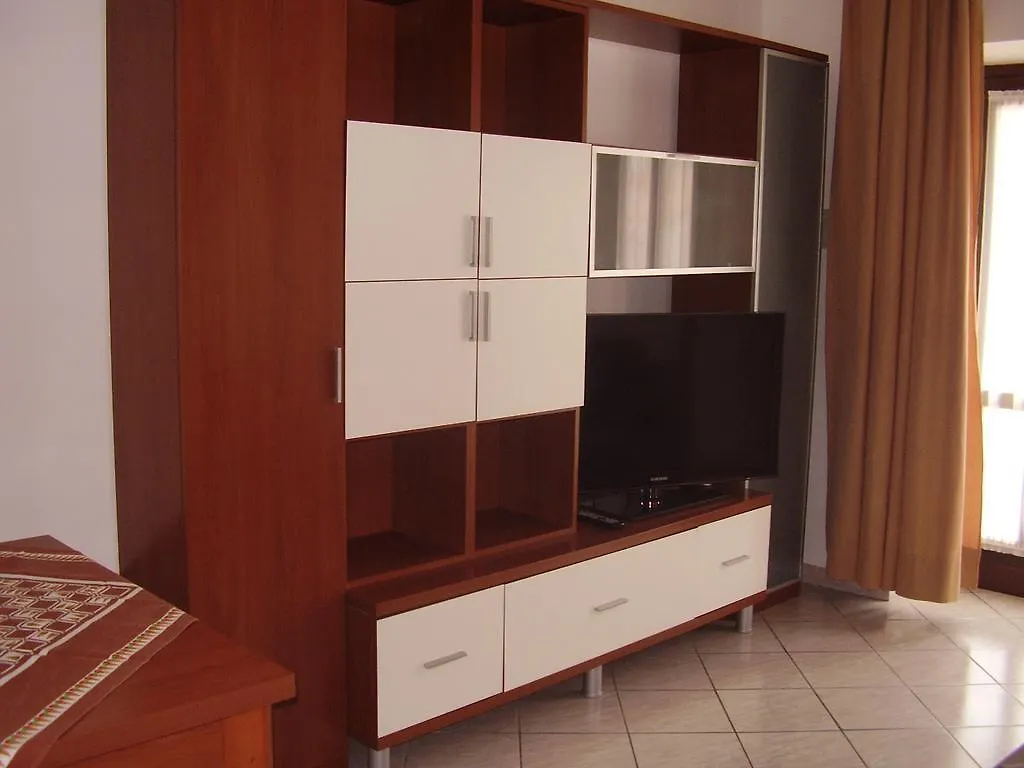 Apartment Jean Home Gallarate Italy